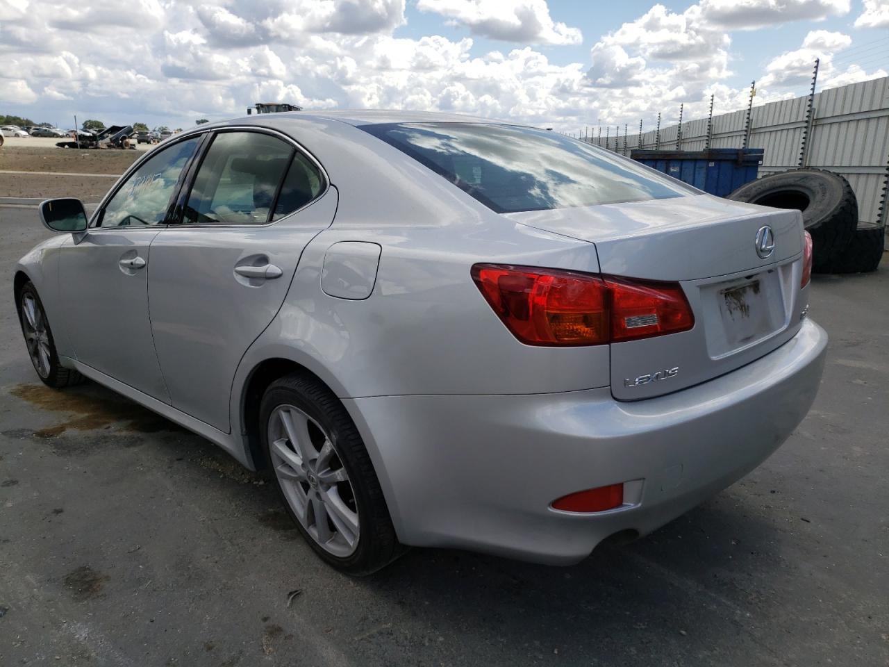 Photo 3 from auction – 2006 LEXUS IS 350 with VIN JTHBE262X65007580