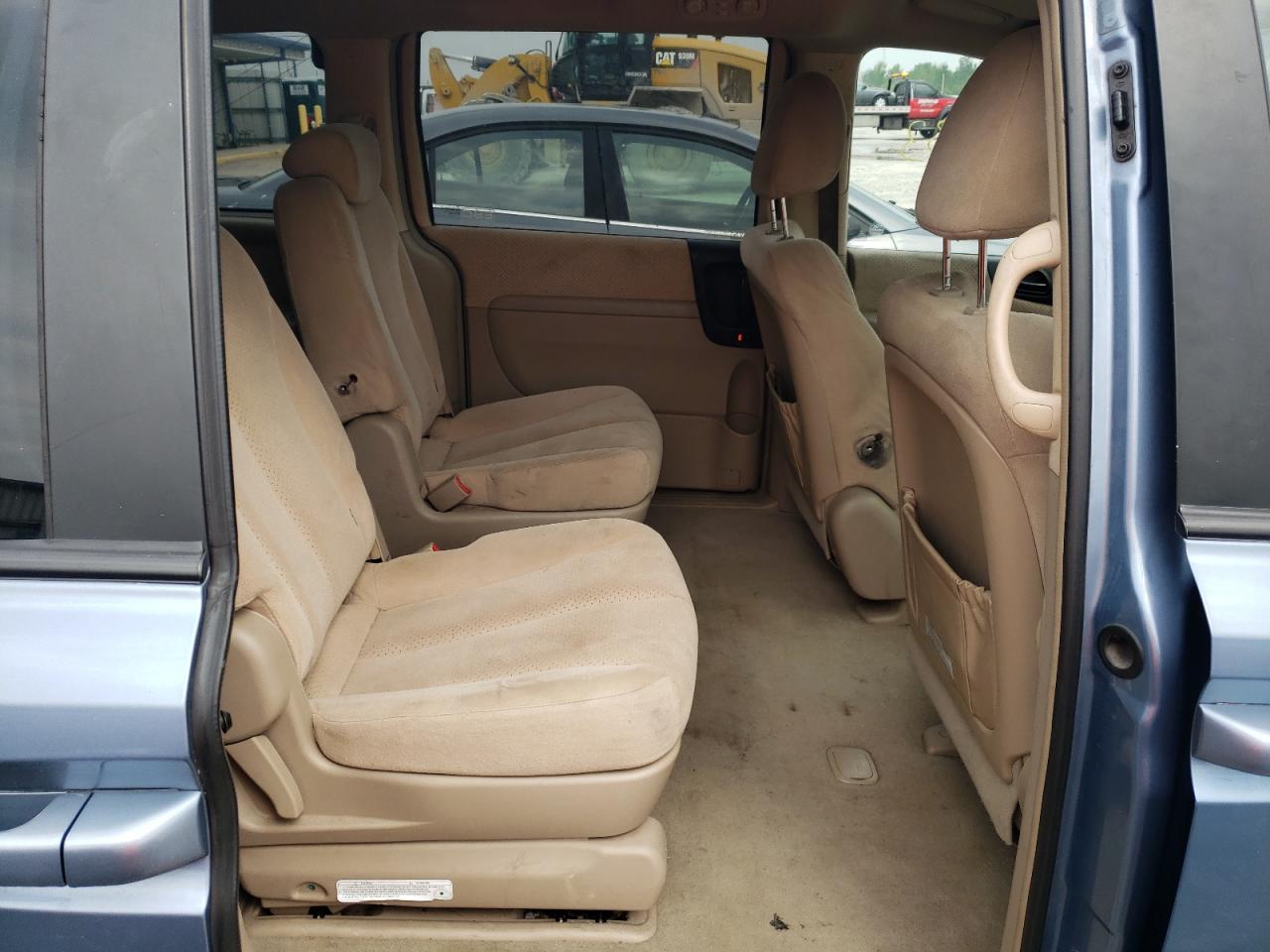 Photo 6 from auction – 2007 HYUNDAI ENTOURAGE with VIN KNDMC233276031820