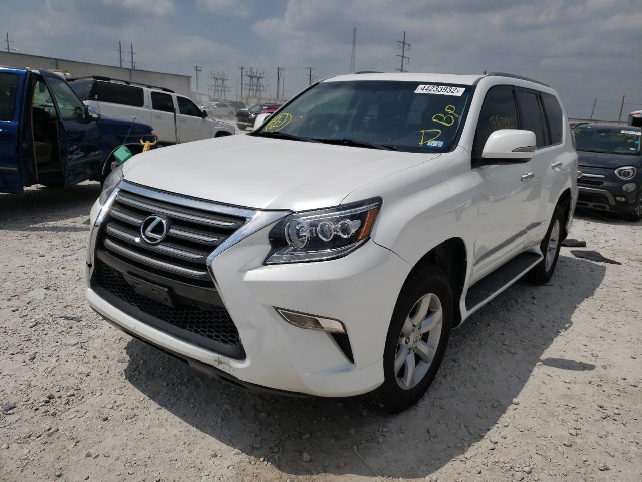 Photo 2 from auction – 2014 LEXUS GX 460 with VIN JTJBM7FX3E5077219