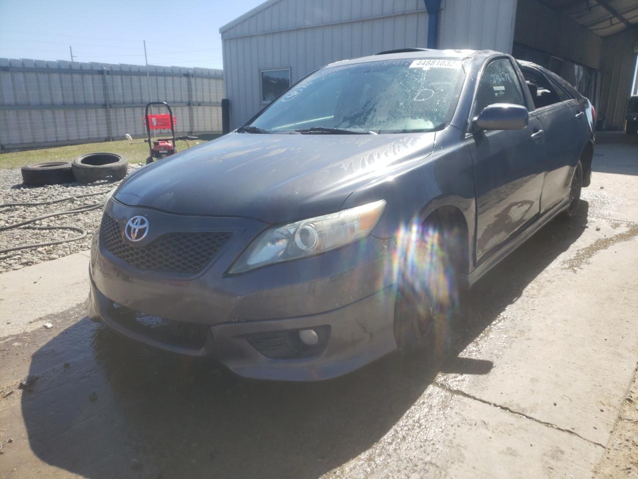 Photo 2 from auction – 2011 TOYOTA CAMRY BASE with VIN 4T1BF3EKXBU225861