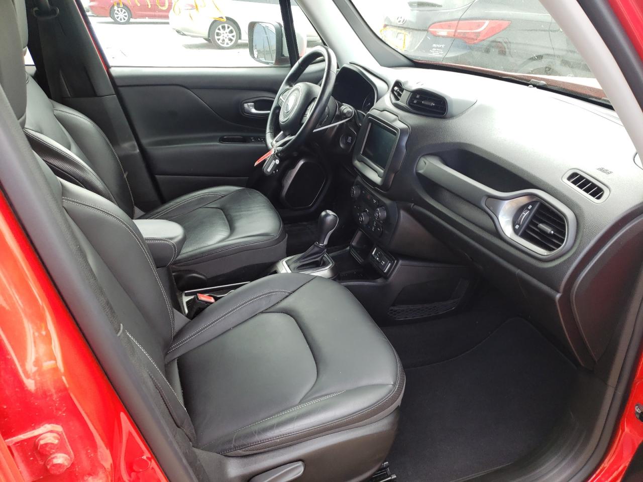 Photo 5 from auction – 2018 JEEP RENEGADE L with VIN ZACCJADB1JPJ16795