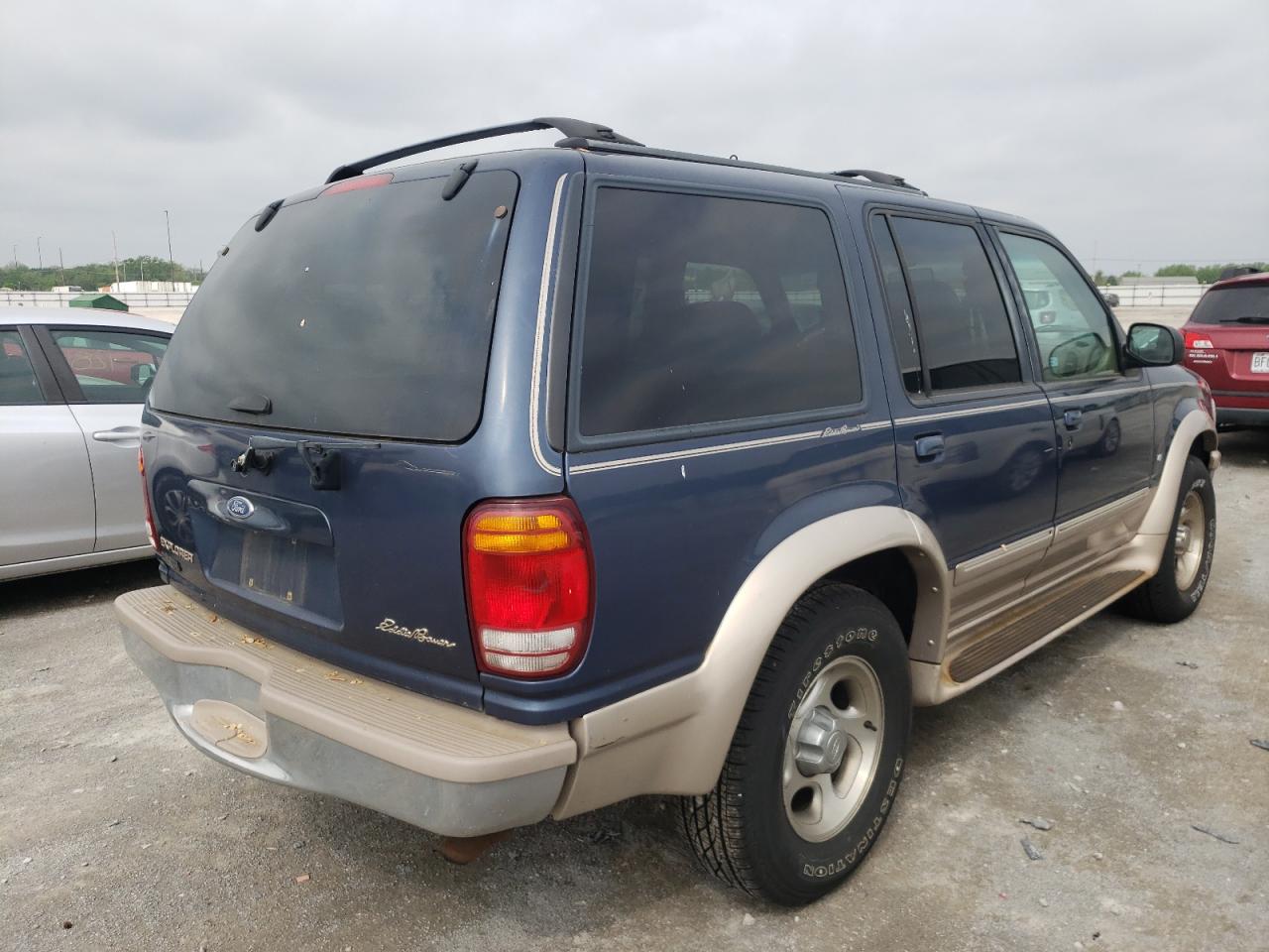 Photo 4 from auction – 1998 FORD EXPLORER with VIN 1FMZU35PXWZC08518