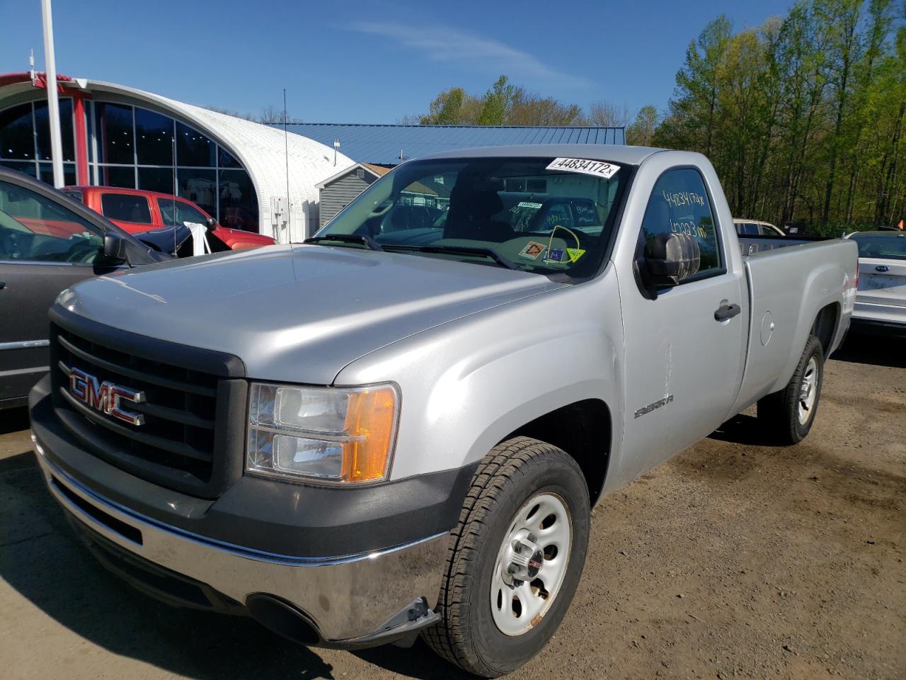 Photo 2 from auction – 2013 GMC SIERRA C15 with VIN 1GTN1TEX7DZ193193