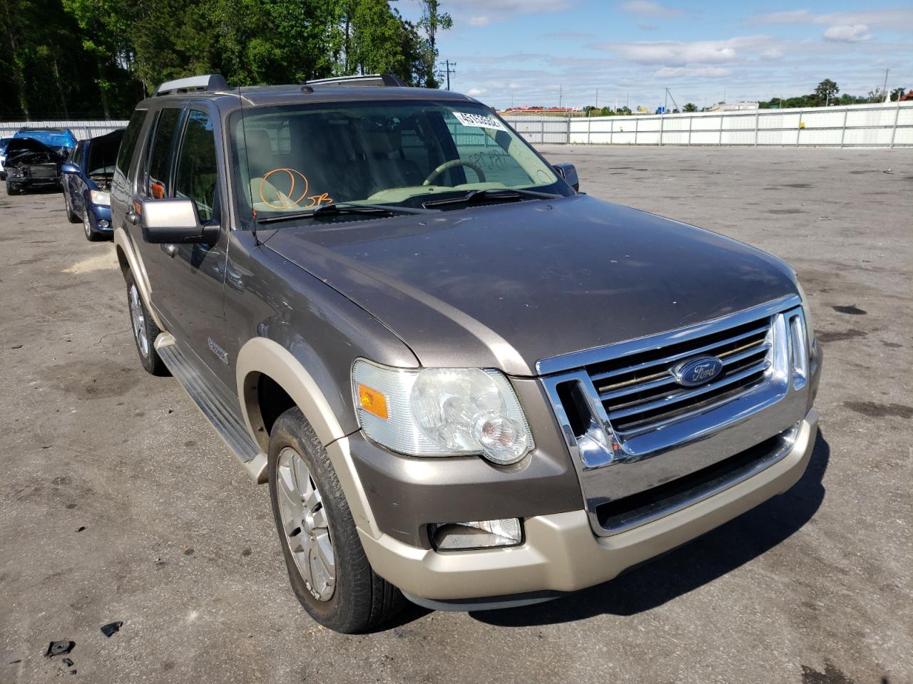 FORD EXPLORER E 2006 with VIN 1FMEU64EX6UB09081 - Photo from auction