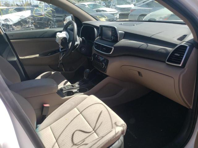 Photo 5 from auction – 2020 HYUNDAI TUCSON SE with VIN KM8J2CA45LU163057