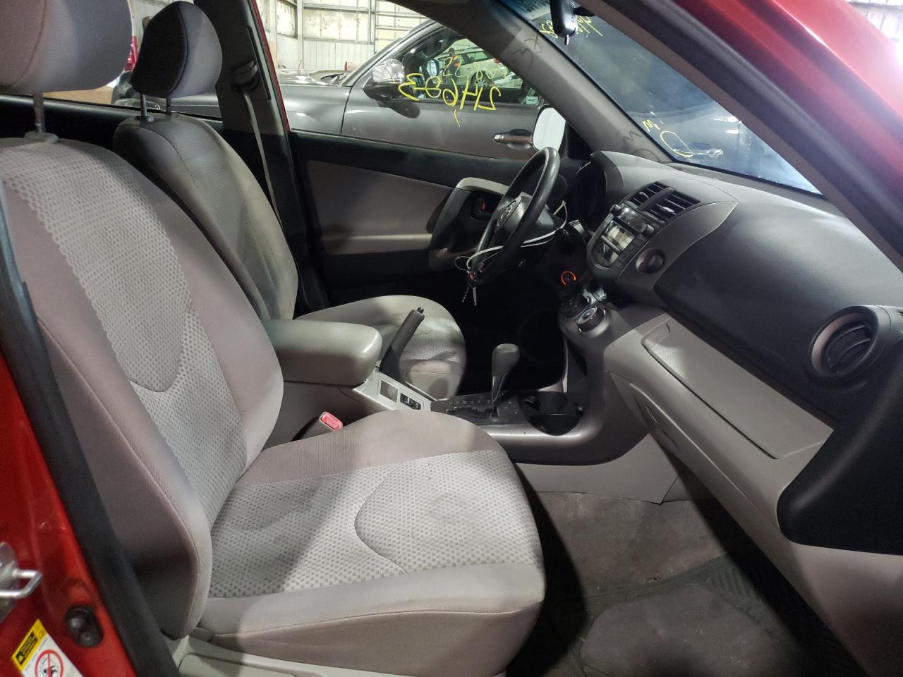 Photo 5 from auction – 2008 TOYOTA RAV4 with VIN JTMBD33V386064631