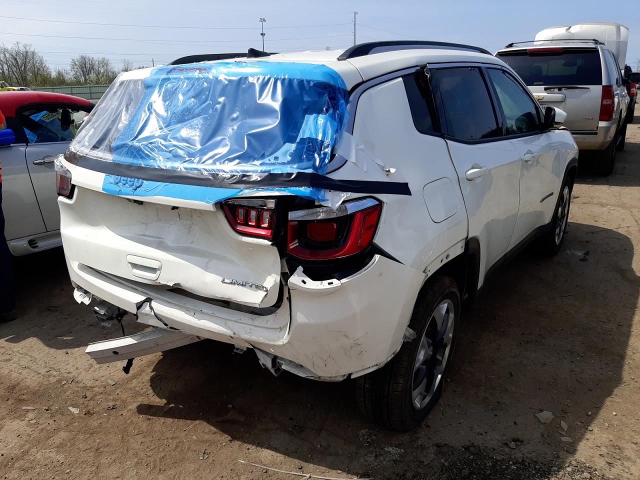 Photo 4 from auction – 2019 JEEP COMPASS LI with VIN 3C4NJCCB2KT664369