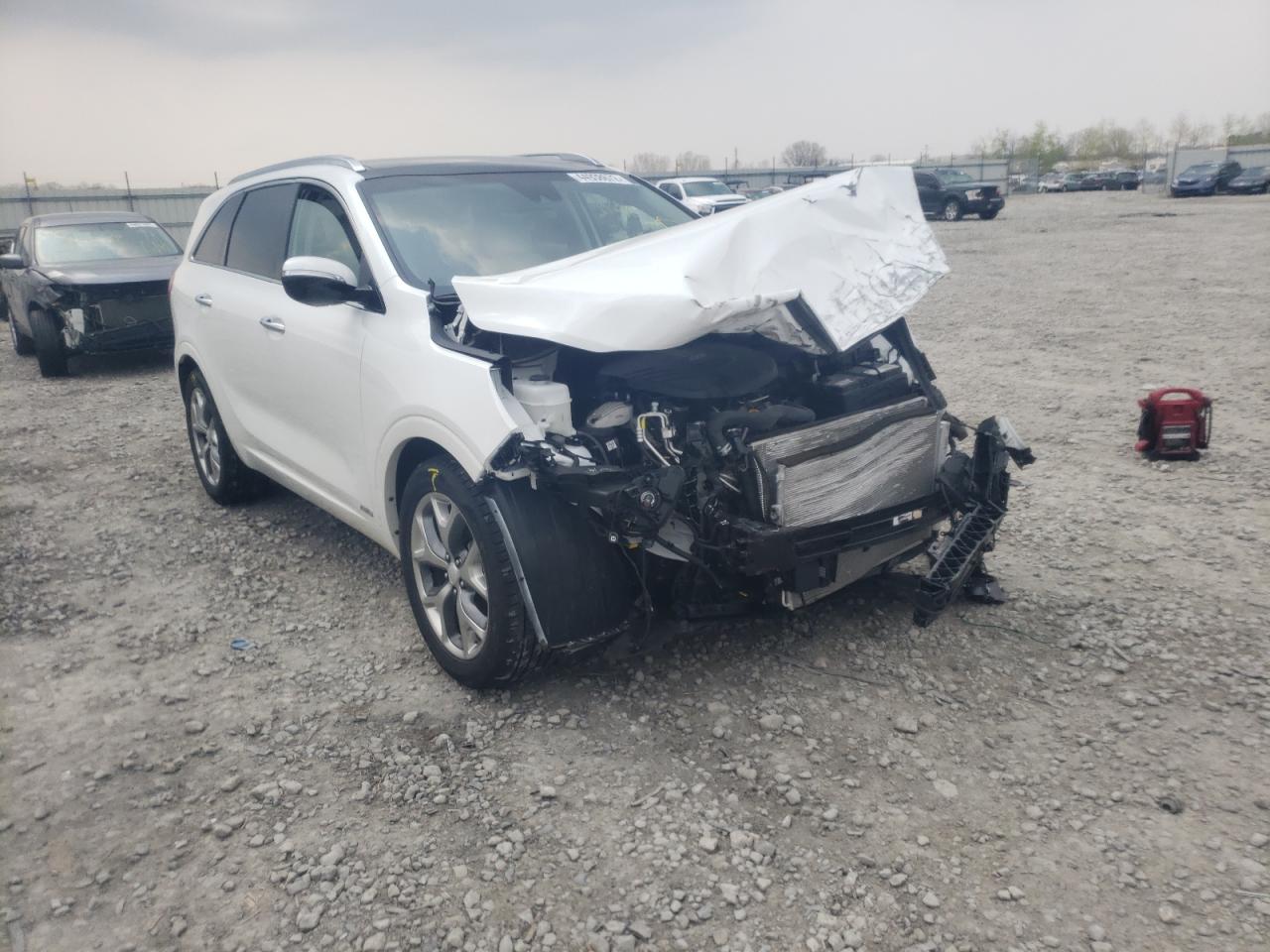 KIA SORENTO SX 2018 with VIN 5XYPKDA58JG393347 - Photo from auction