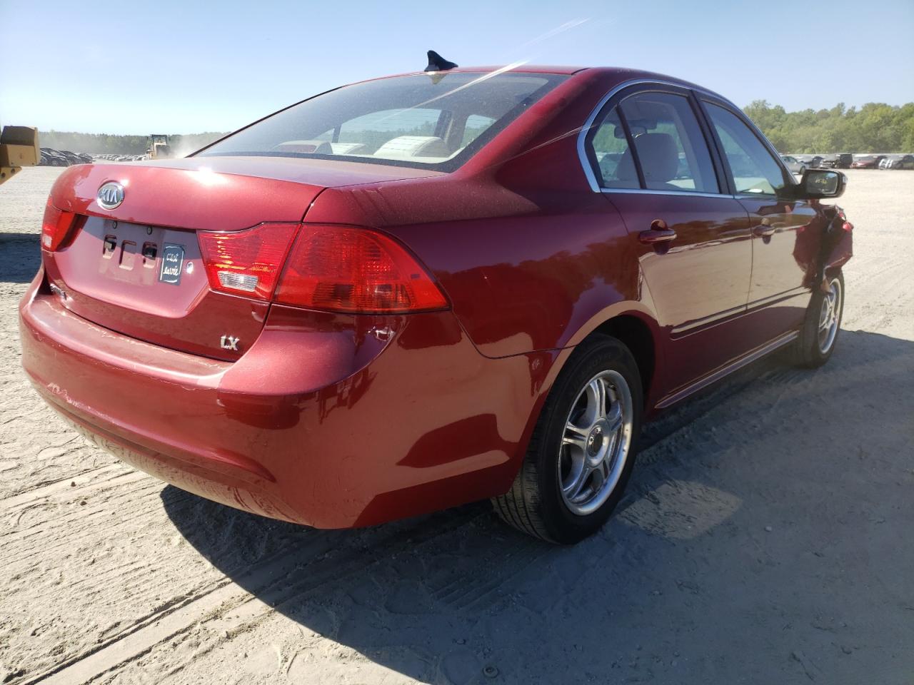 Photo 4 from auction – 2009 KIA OPTIMA LX with VIN KNAGE228695282608