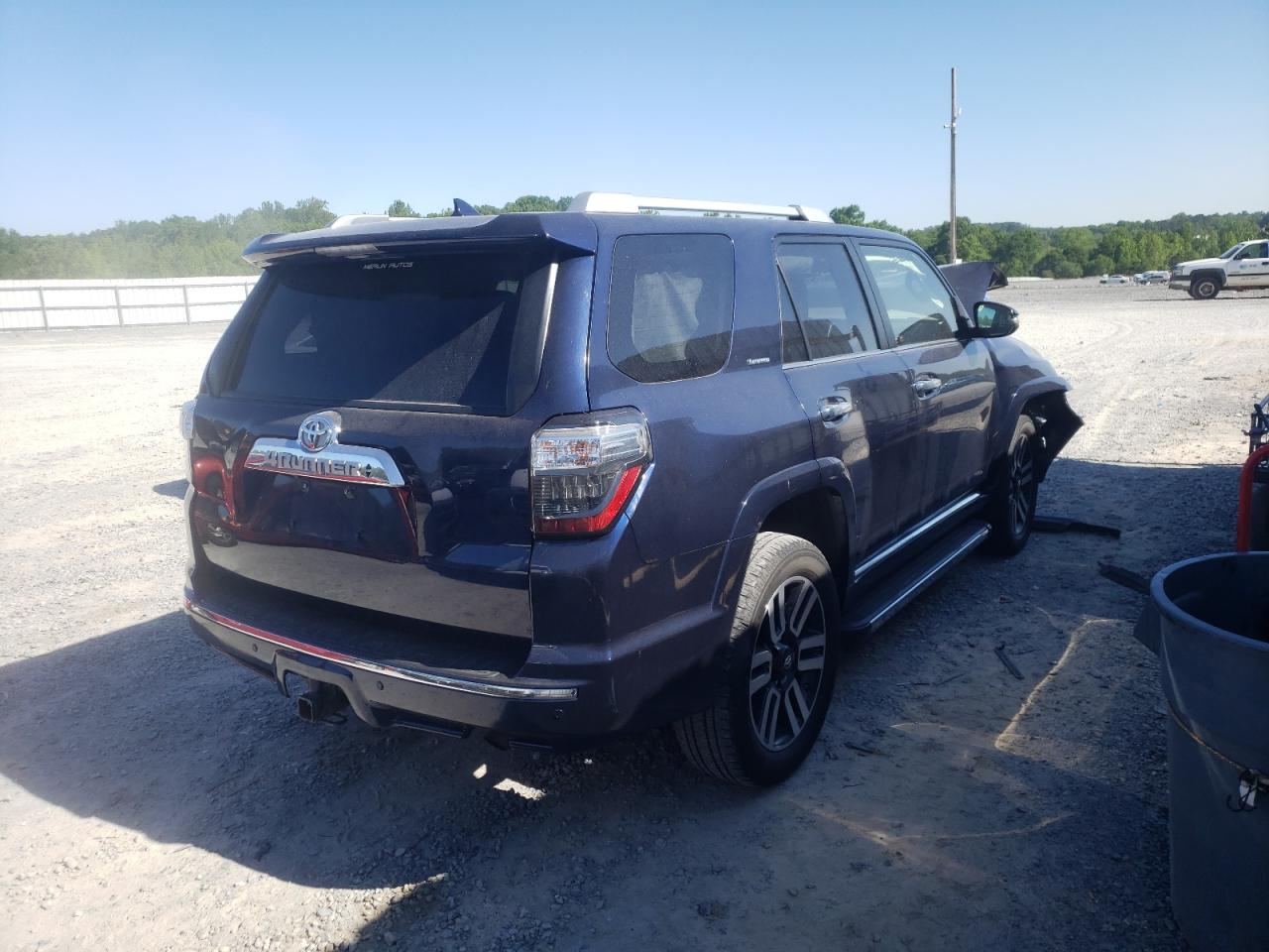 Photo 4 from auction – 2015 TOYOTA 4RUNNER SR with VIN JTEBU5JR4F5209515