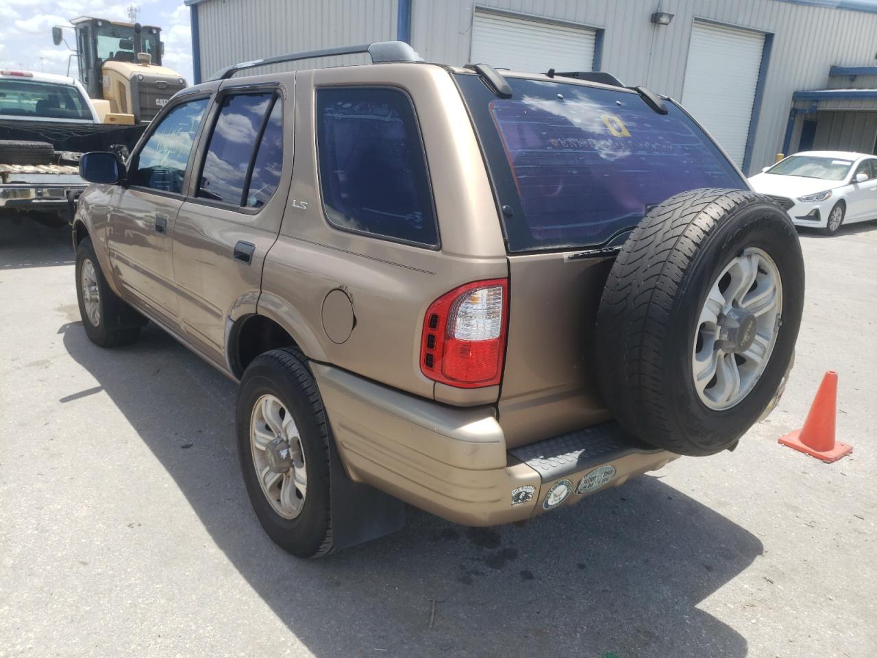 Photo 3 from auction – 2000 ISUZU RODEO S with VIN 4S2DM58W7Y4307976