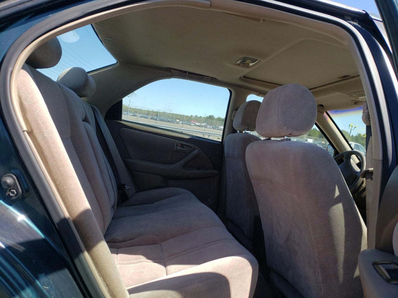 Photo 6 from auction – 1997 TOYOTA CAMRY CE with VIN 4T1BF22K5VU016854