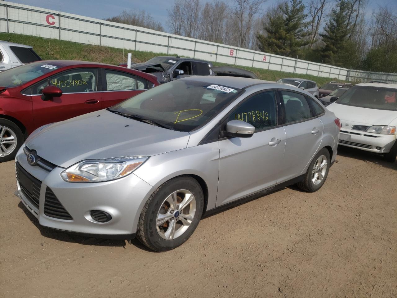 Photo 2 from auction – 2013 FORD FOCUS SE with VIN 1FADP3F27DL338092