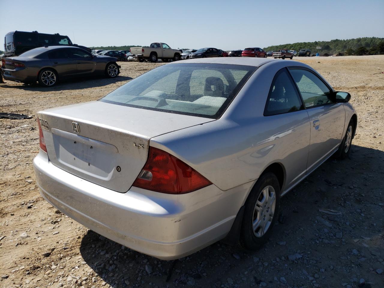Photo 4 from auction – 2002 HONDA CIVIC LX with VIN 1HGEM215X2L104496