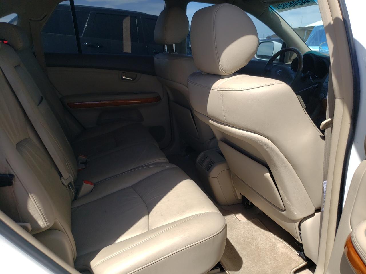 Photo 6 from auction – 2005 LEXUS RX 330 with VIN 2T2HA31U65C078293