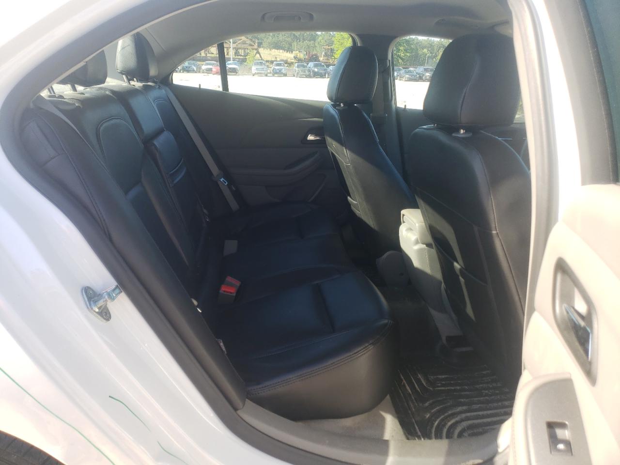 Photo 6 from auction – 2013 CHEVROLET MALIBU LS with VIN 1G11B5SA1DF197001