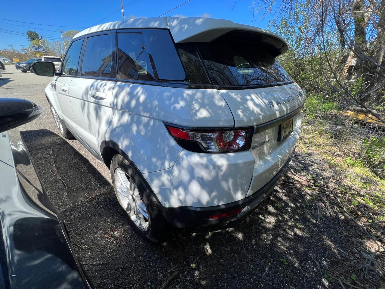 Photo 3 from auction – 2013 LAND ROVER RANGE ROVE with VIN SALVN2BG1DH801324