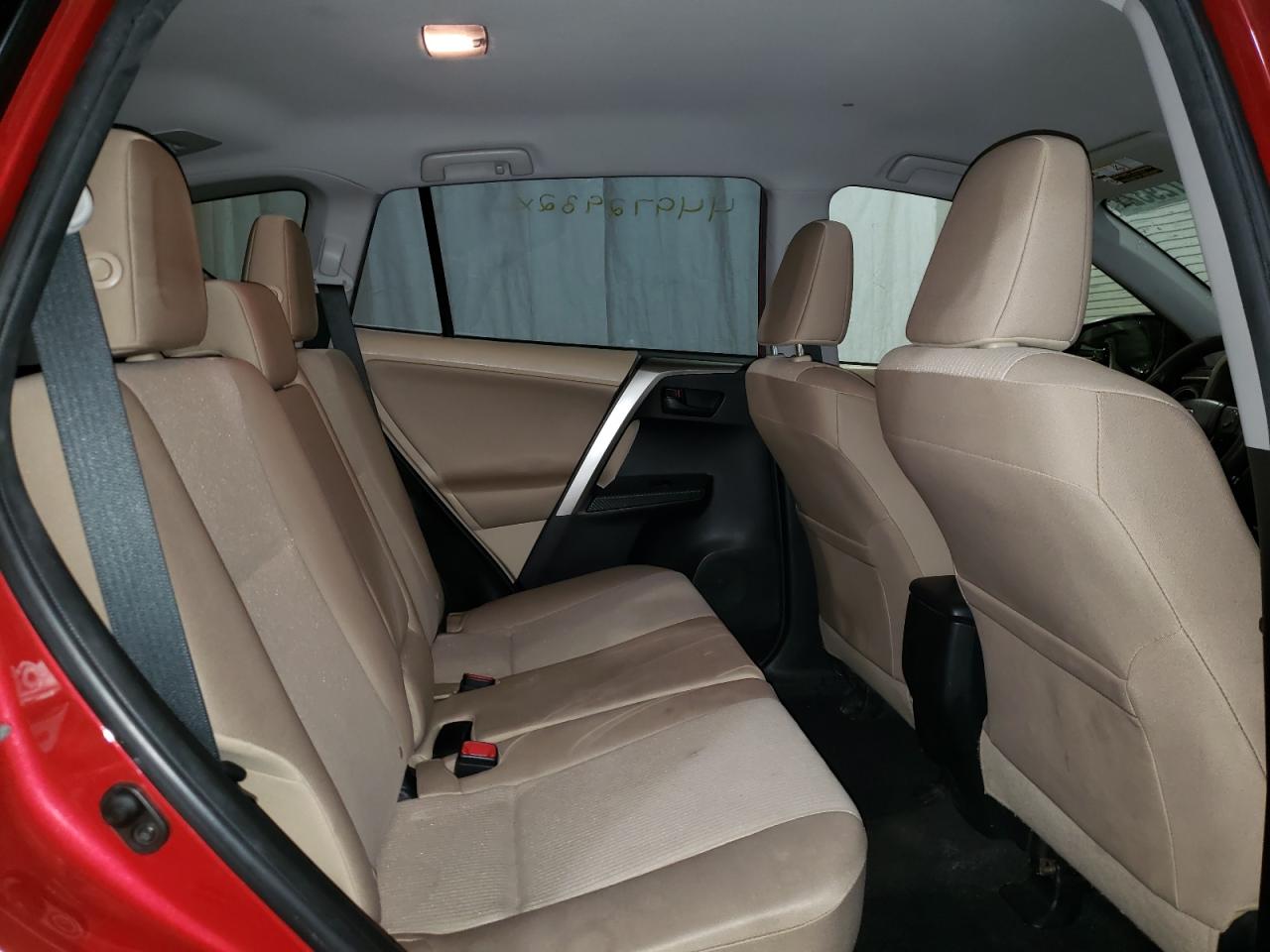 Photo 6 from auction – 2013 TOYOTA RAV4 LE with VIN JTMBFREVXD5025738