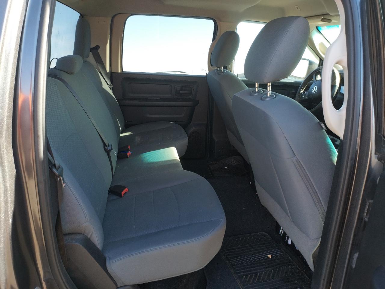Photo 6 from auction – 2017 RAM 1500 ST with VIN 1C6RR7ST4HS606423