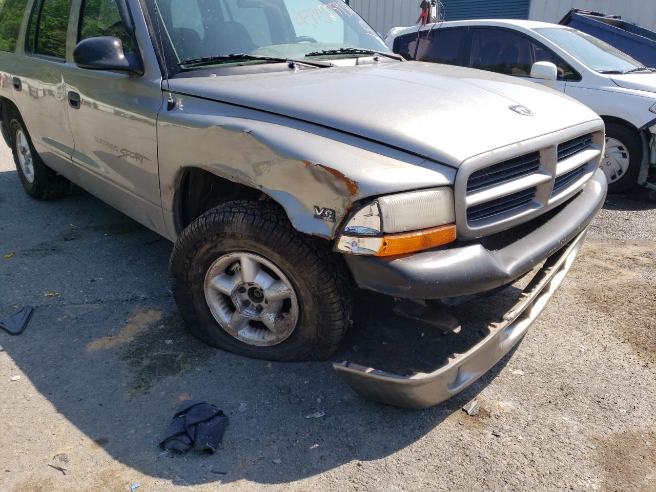 Photo 9 from auction – 2000 DODGE DURANGO with VIN 1B4HR28Y9YF275936