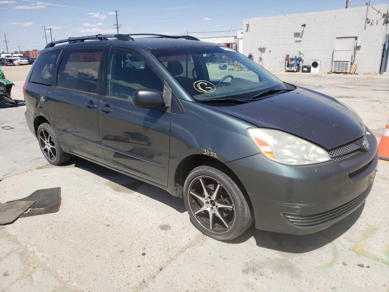 Photo 1 from auction – 2004 TOYOTA SIENNA CE with VIN 5TDZA23C64S041130