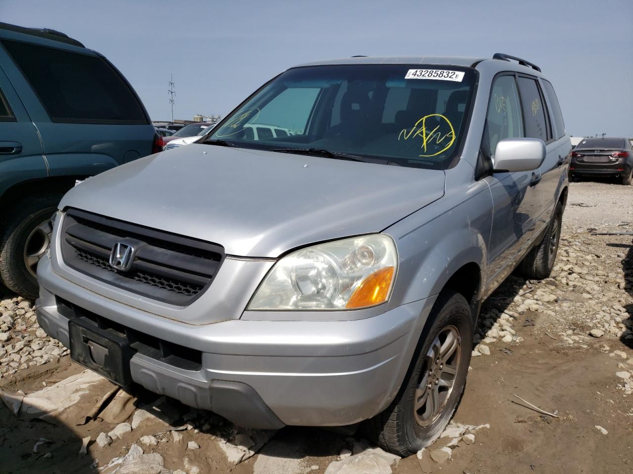Photo 2 from auction – 2004 HONDA PILOT EX with VIN 2HKYF18434H530017