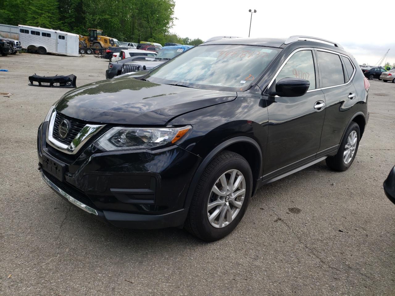 Photo 2 from auction – 2018 NISSAN ROGUE S with VIN KNMAT2MV4JP596350