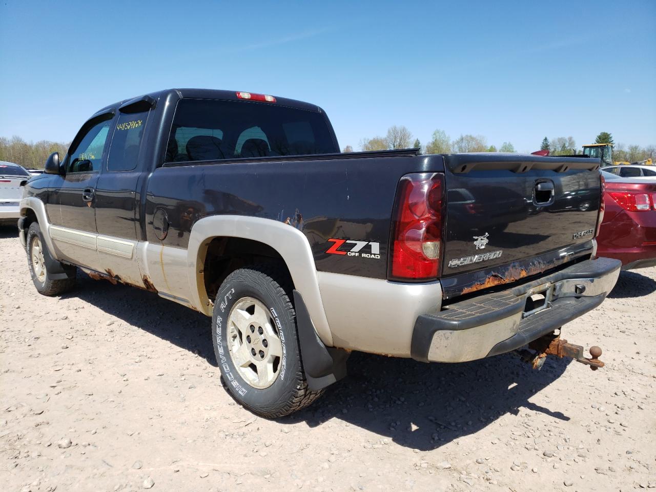 Photo 3 from auction – 2005 CHEVROLET SILVERADO with VIN 1GCEK19B75Z307890