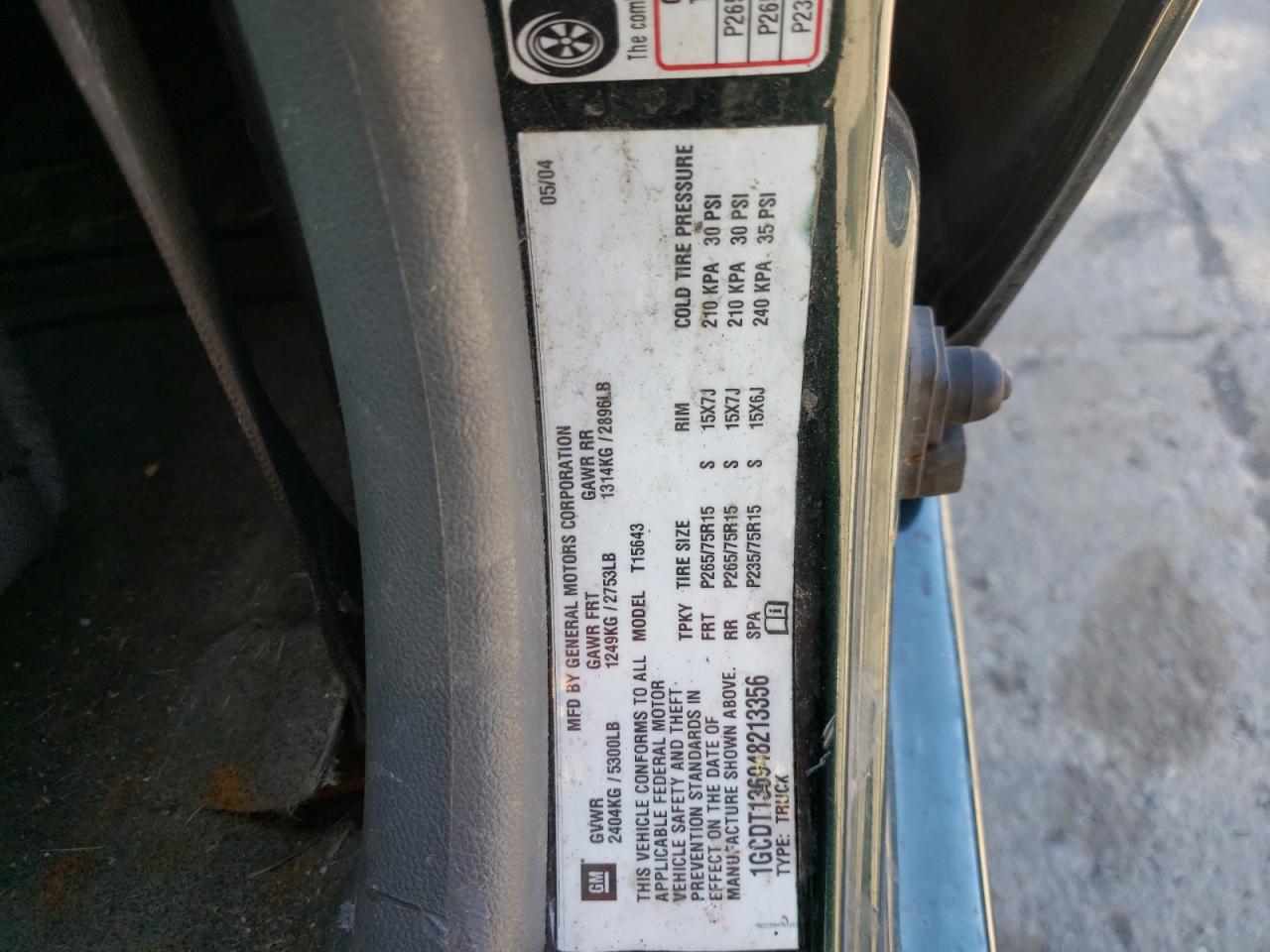 Photo 10 from auction – 2004 CHEVROLET COLORADO with VIN 1GCDT136948213356
