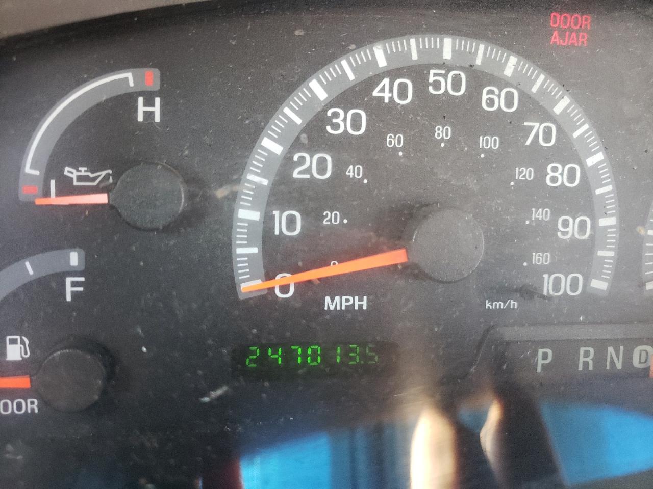 Photo 8 from auction – 2002 FORD F150 with VIN 1FTRX17252NB93817