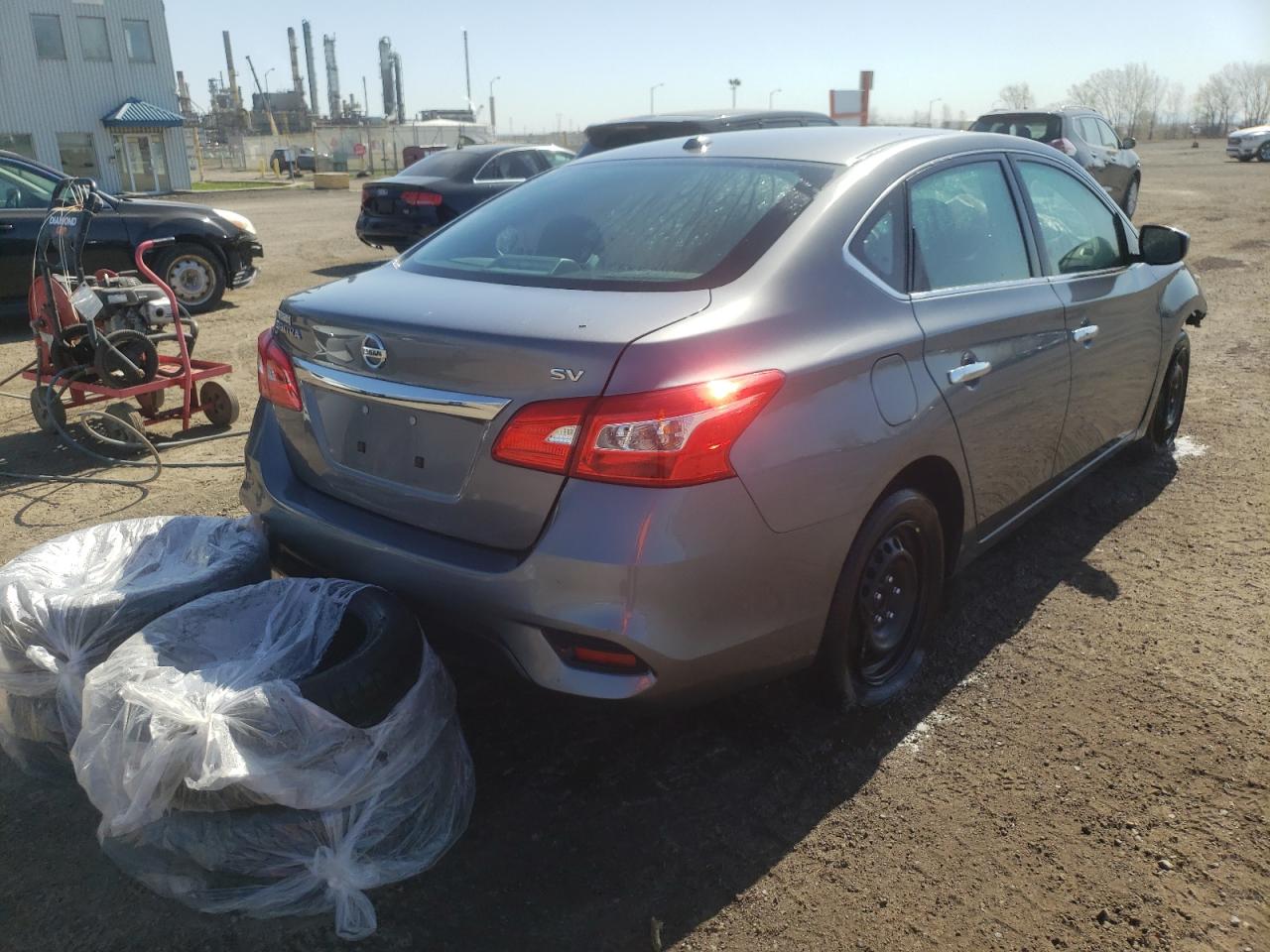Photo 4 from auction – 2018 NISSAN SENTRA S with VIN 3N1AB7AP4JY283564