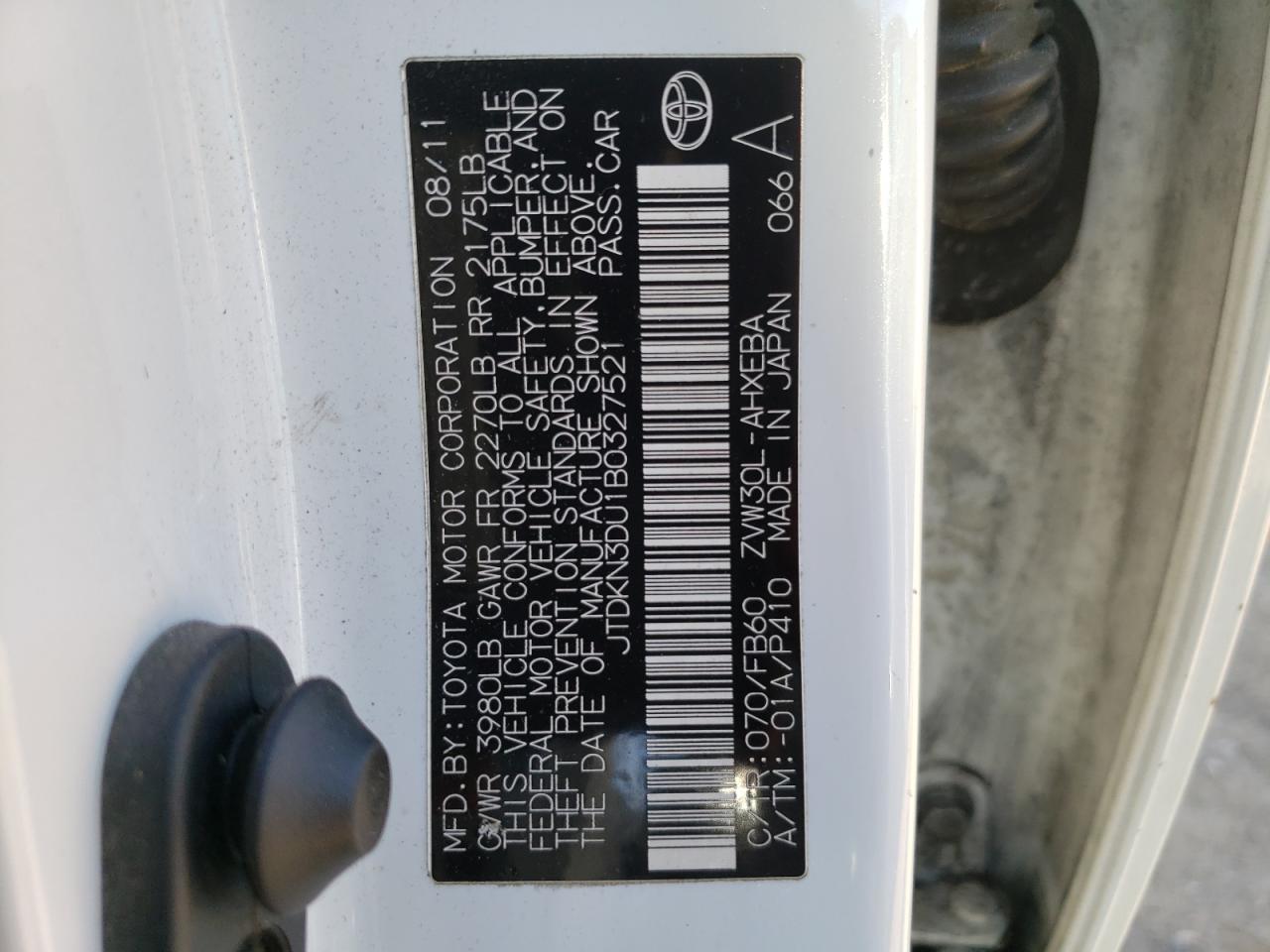 Photo 10 from auction – 2011 TOYOTA PRIUS with VIN JTDKN3DU1B0327521