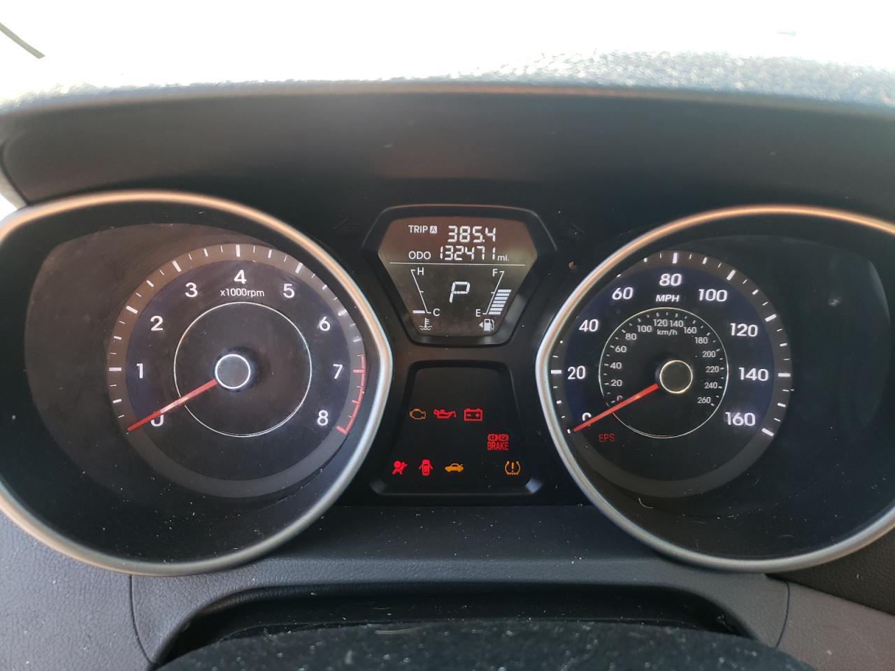 Photo 8 from auction – 2011 HYUNDAI ELANTRA GL with VIN 5NPDH4AE3BH013486