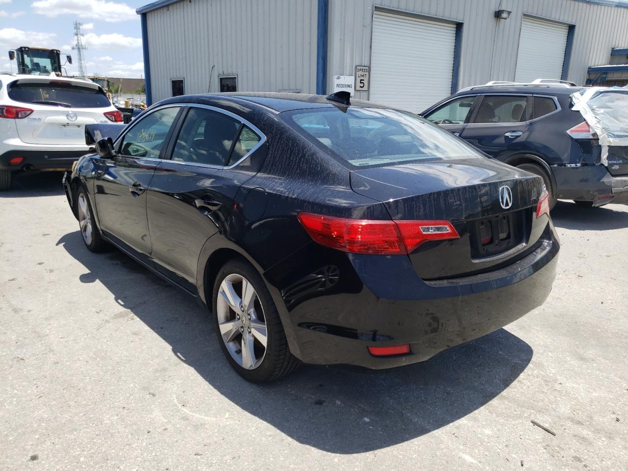 Photo 3 from auction – 2013 ACURA ILX 20 PRE with VIN 19VDE1F52DE007436