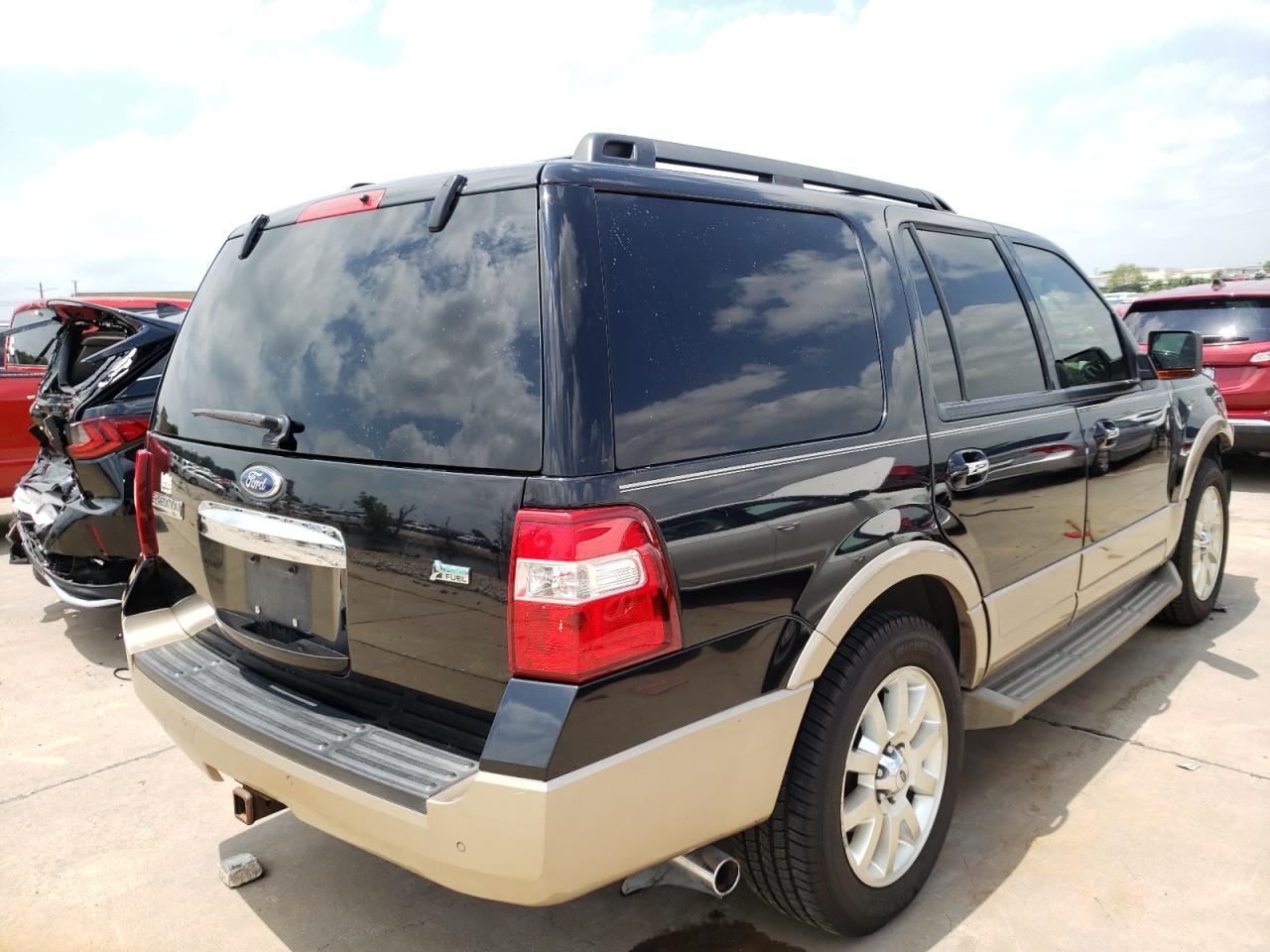 Photo 4 from auction – 2011 FORD EXPEDITION with VIN 1FMJU1H52BEF03478