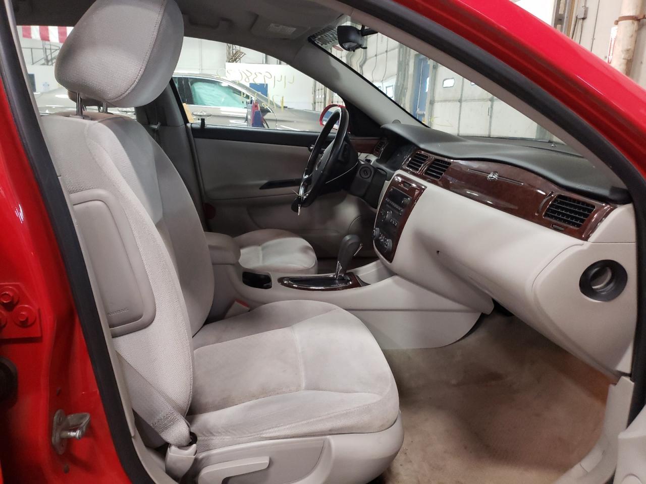 Photo 5 from auction – 2011 CHEVROLET IMPALA LT with VIN 2G1WG5EK1B1114070