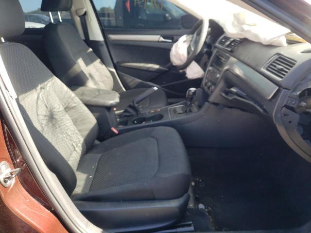 Photo 5 from auction – 2014 VOLKSWAGEN PASSAT S with VIN 1VWAP7A34EC003598