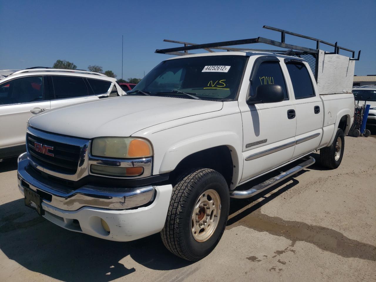 Photo 2 from auction – 2004 GMC SIERRA C25 with VIN 1GTHC23U34F105736