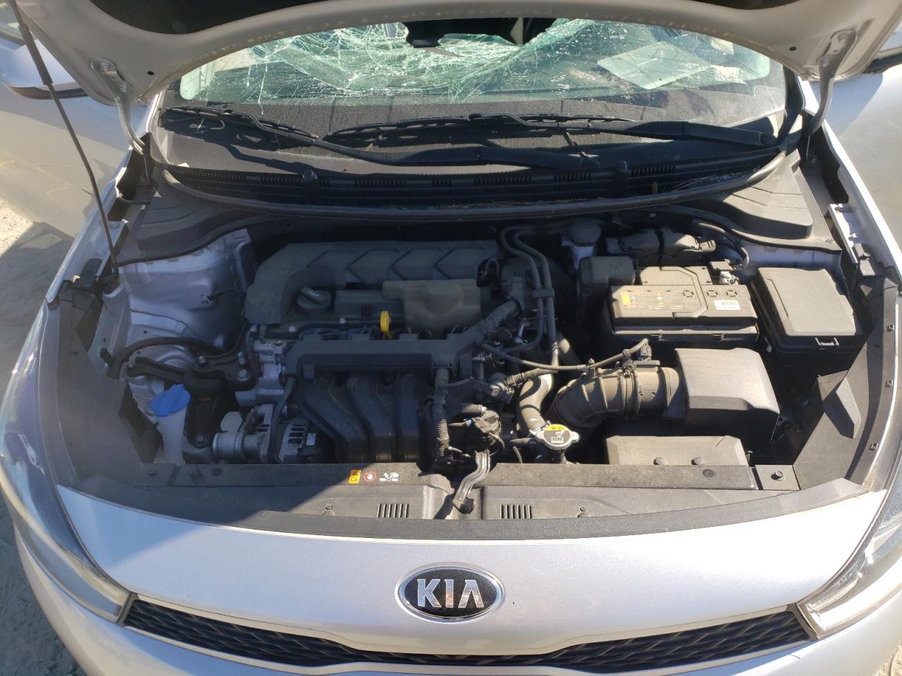 Photo 7 from auction – 2020 KIA RIO LX with VIN 3KPA24AD4LE296594