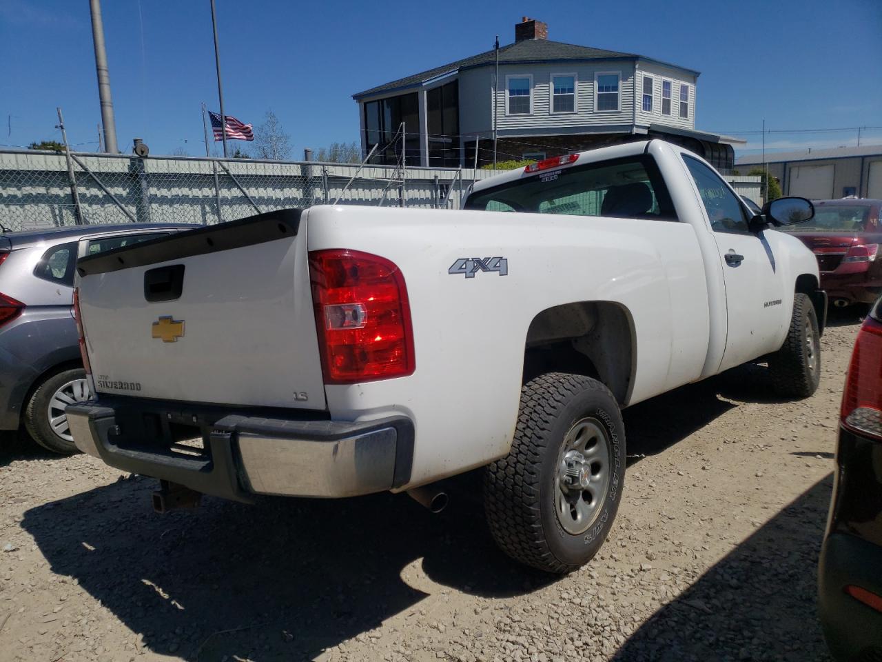 Photo 4 from auction – 2013 CHEVROLET SILVERADO with VIN 1GCNKPEA9DZ166237