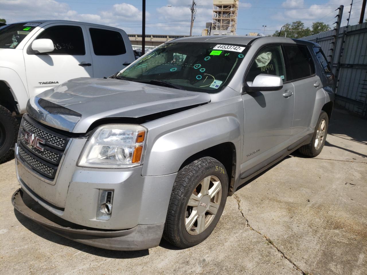 Photo 2 from auction – 2015 GMC TERRAIN SL with VIN 2GKALMEK5F6138781