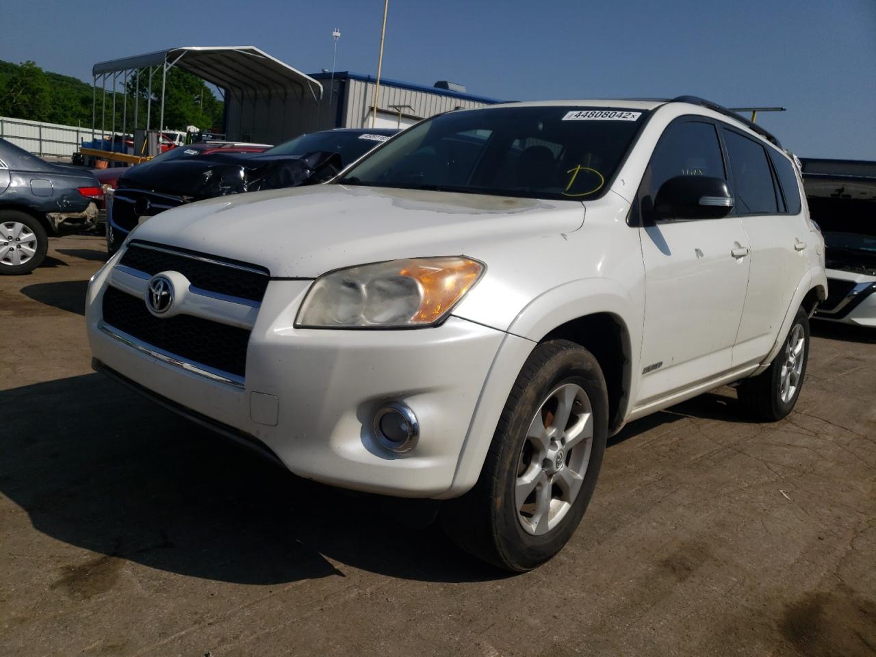 Photo 2 from auction – 2011 TOYOTA RAV4 LIMIT with VIN 2T3YF4DV1BW071463