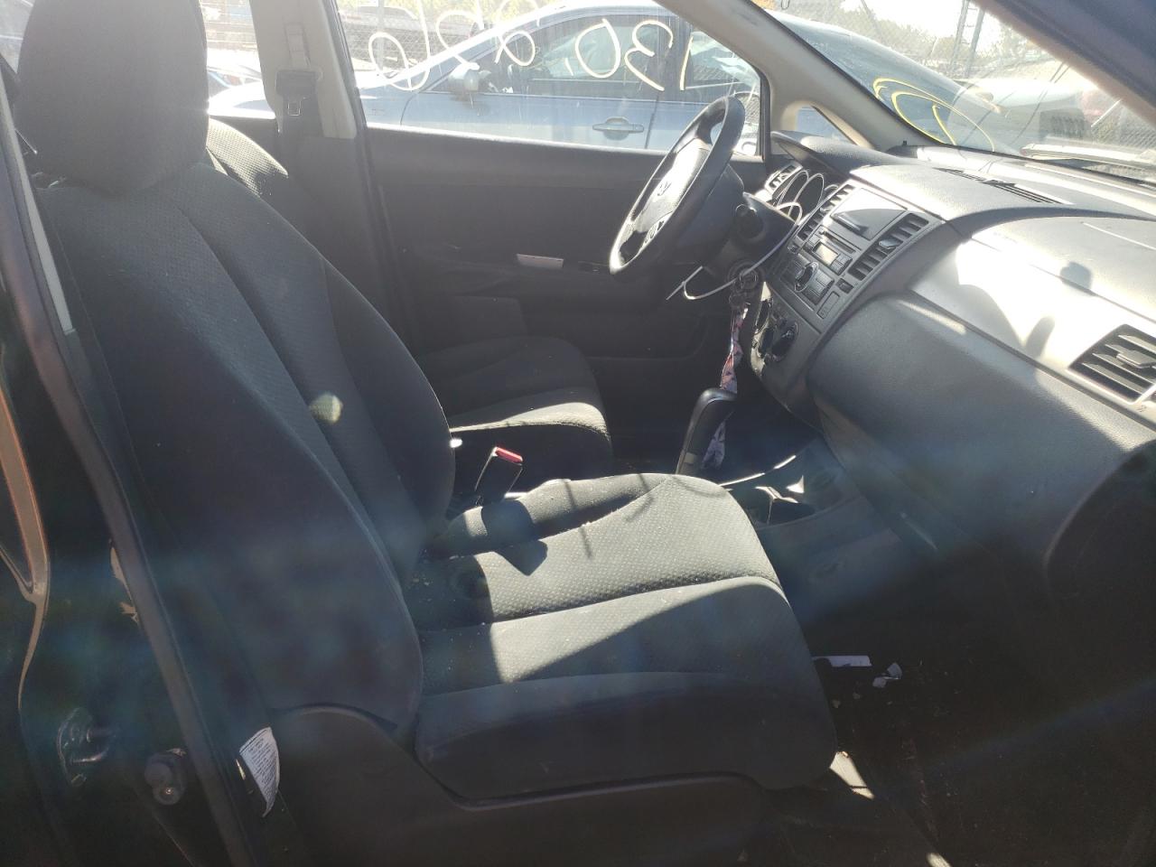 Photo 5 from auction – 2010 NISSAN VERSA S with VIN 3N1BC1APXAL358487