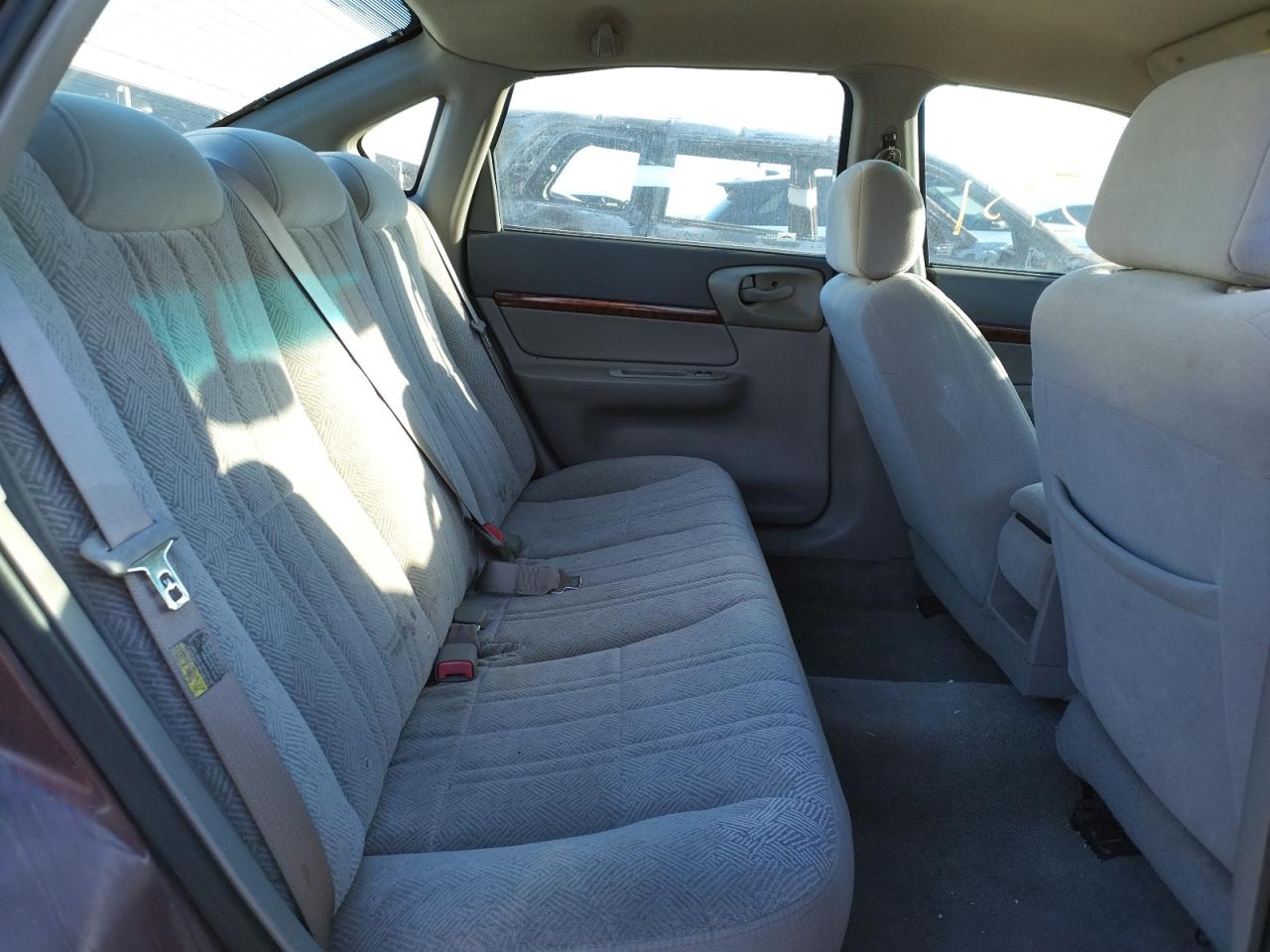 Photo 6 from auction – 2003 CHEVROLET IMPALA with VIN 2G1WF52E839432661