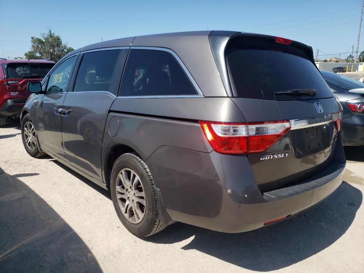 Photo 3 from auction – 2012 HONDA ODYSSEY EX with VIN 5FNRL5H67CB063896
