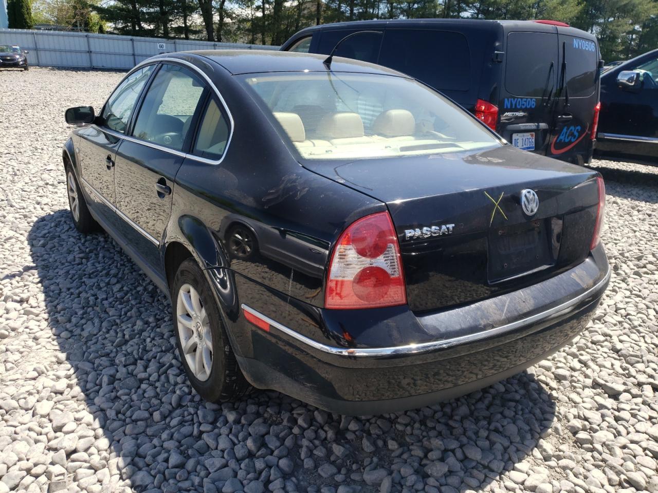 Photo 3 from auction – 2004 VOLKSWAGEN PASSAT GLS with VIN WVWPD63B64E119702