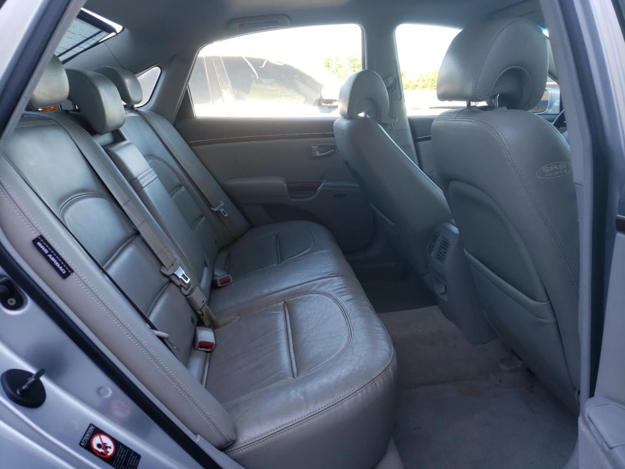 Photo 6 from auction – 2007 HYUNDAI AZERA SE with VIN KMHFC46F17A189102