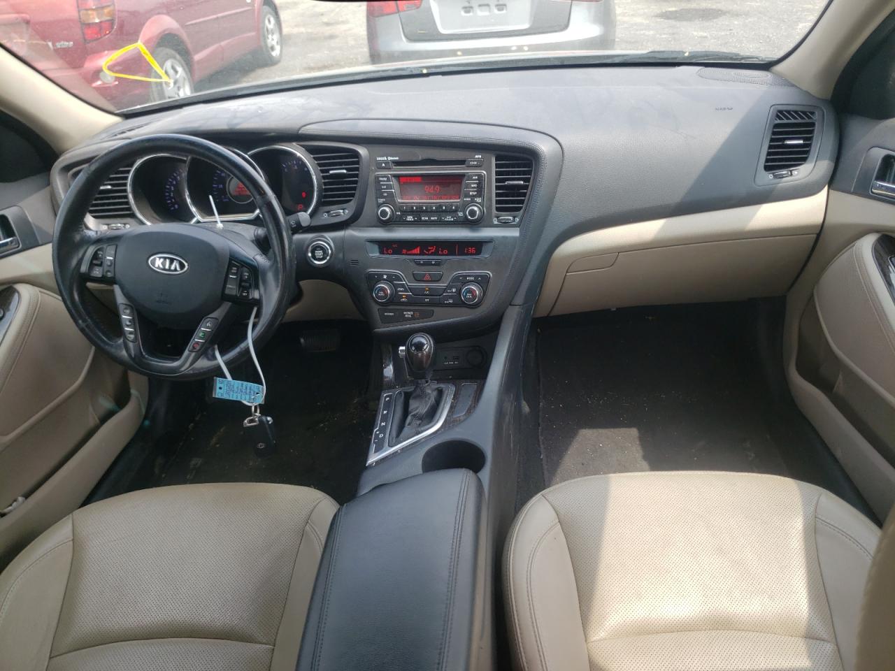 Photo 16 from auction – 2012 KIA OPTIMA EX with VIN 5XXGN4A71CG039928