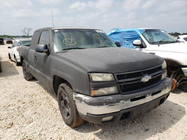 CHEVROLET SILVERADO 2006 with VIN 1GCEC19V76Z145171 - Photo from auction