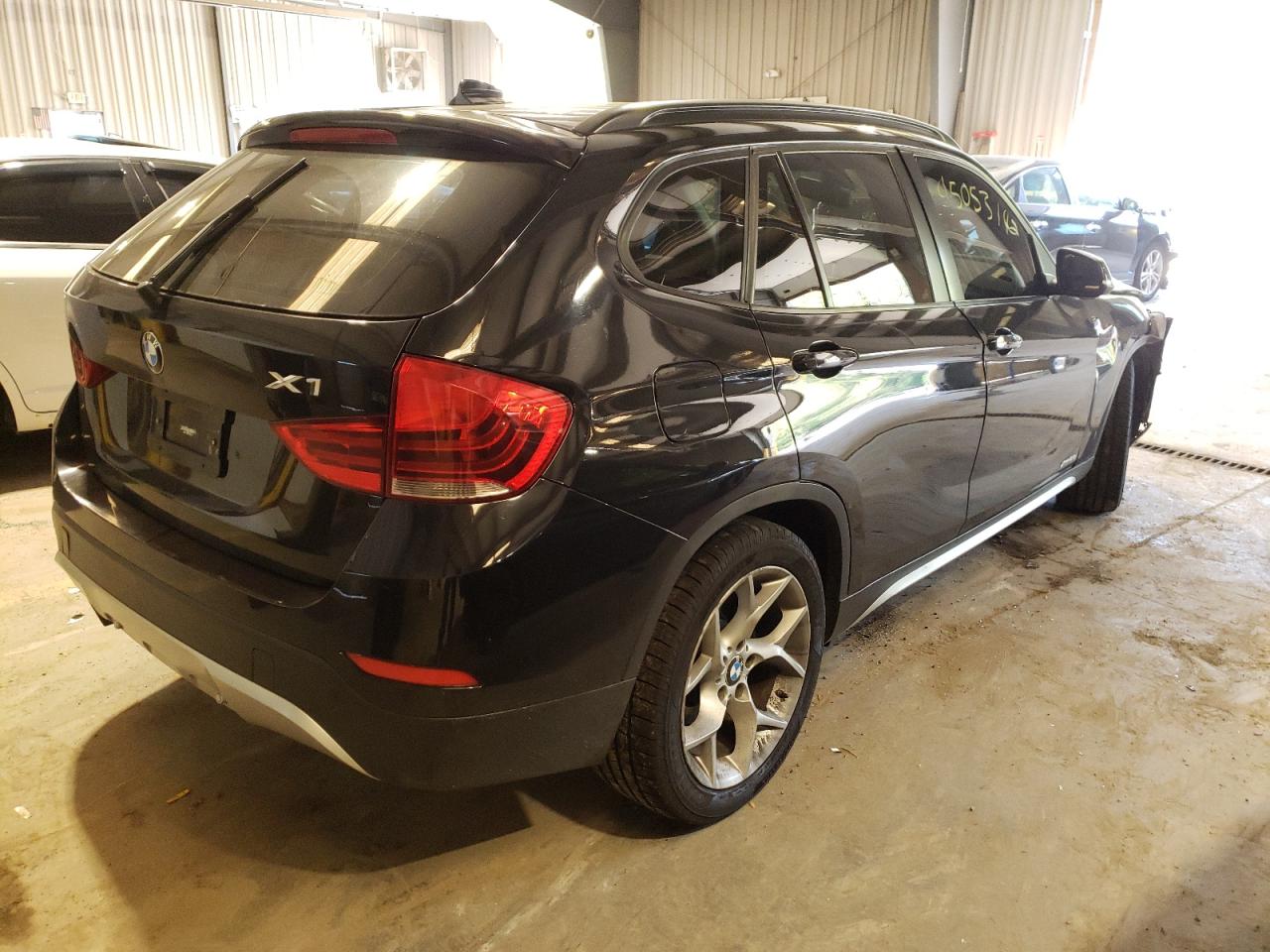 Photo 4 from auction – 2013 BMW X1 XDRIVE2 with VIN WBAVL1C53DVR85944